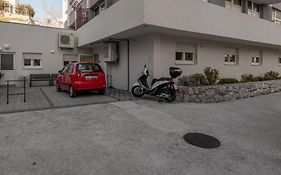 Hostel Elli